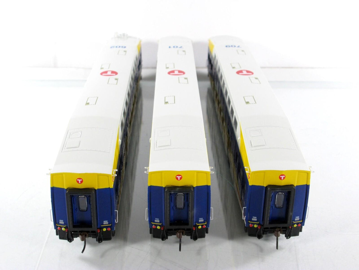 HO Scale ***NORTHSTAR*** Bombardier Passenger Set #602, 701, 709 - Athearn 25993
