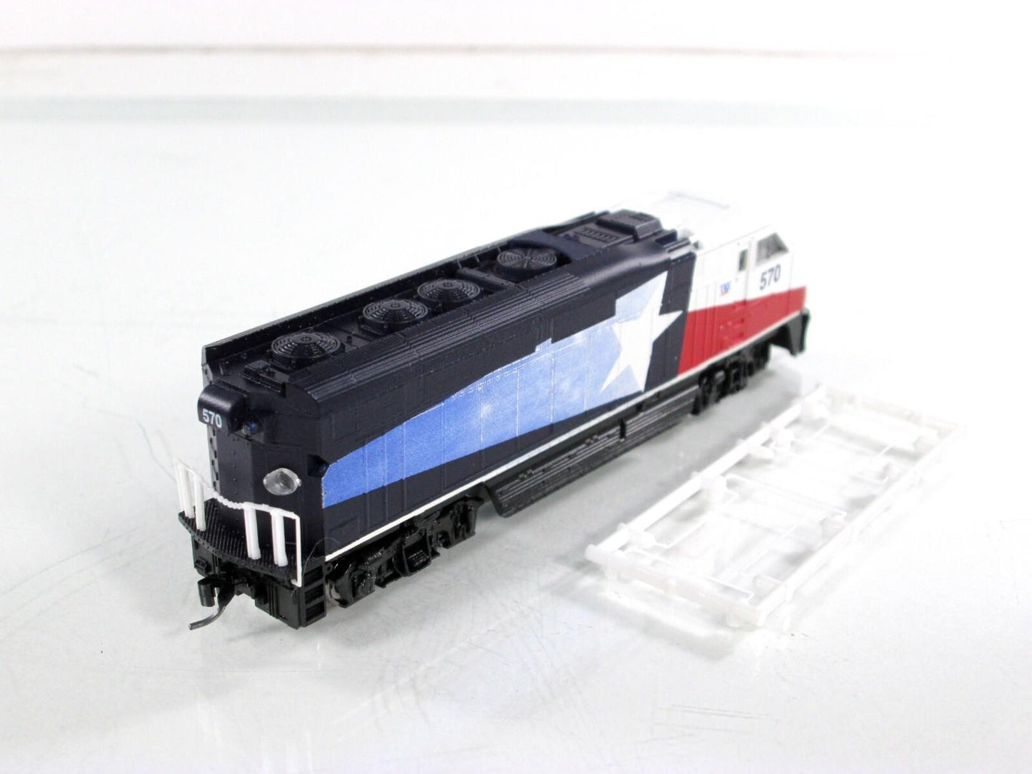 N Scale ***TRINITY RAILWAY EXPRESS*** F59PHI #570 --- Athearn 10021 **DCC Ready