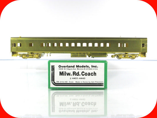 HO Scale BRASS ***MILWAUKEE ROAD HIAWATHA*** Coach #4401-4440 -- Overland Models