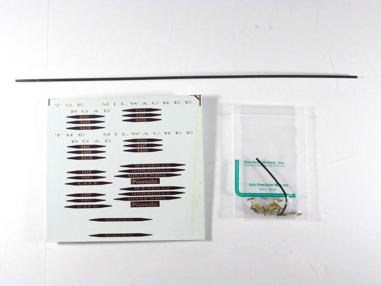 HO Scale BRASS ***MILWAUKEE ROAD HIAWATHA*** Coach #4401-4440 -- Overland Models