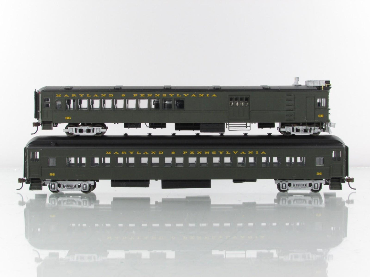HO Scale **MARYLAND & PENNSYLVANIA** Doodlebug & Coach -- Bachmann 81424, w/ DCC