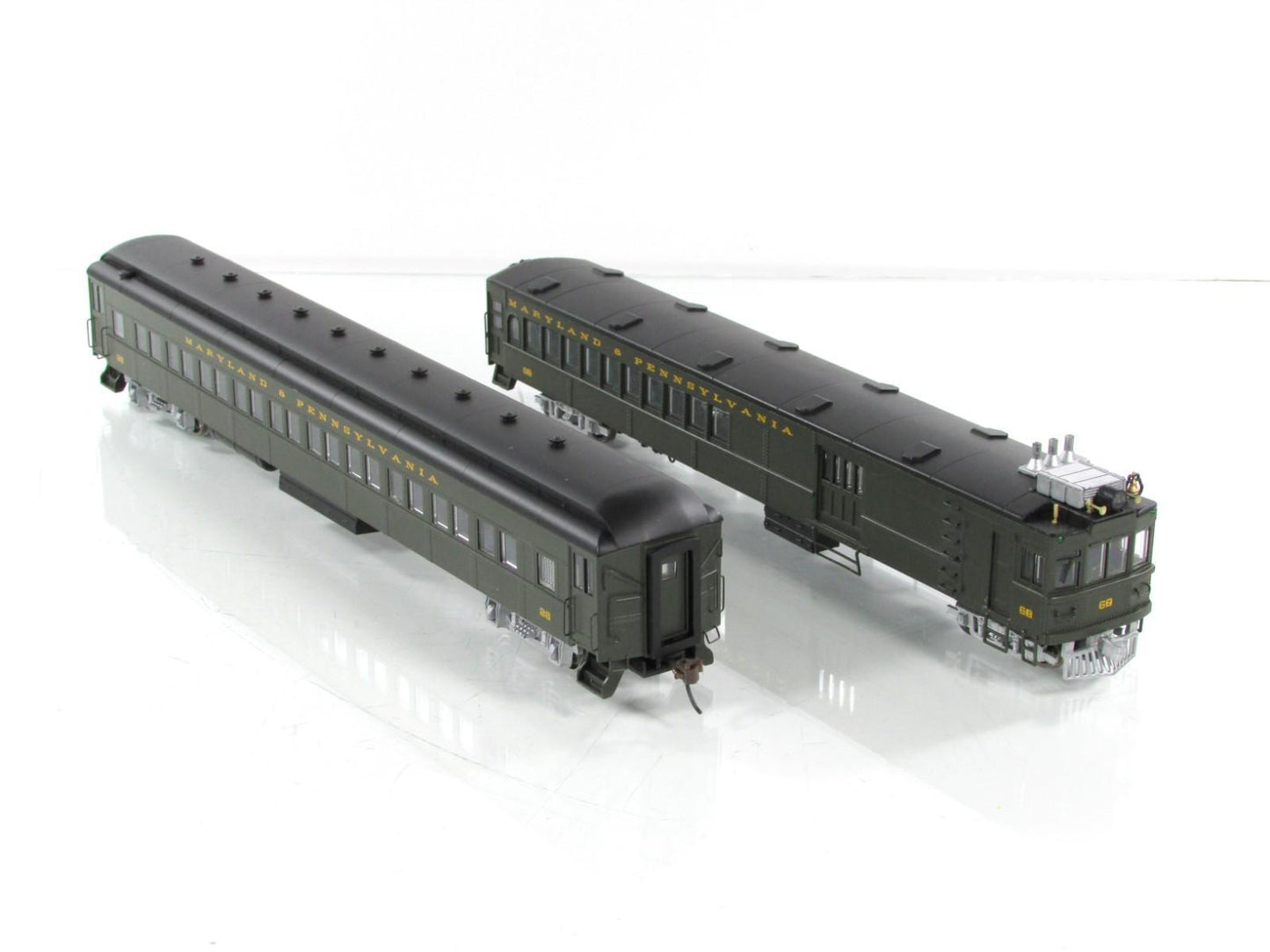 HO Scale **MARYLAND & PENNSYLVANIA** Doodlebug & Coach -- Bachmann 81424, w/ DCC