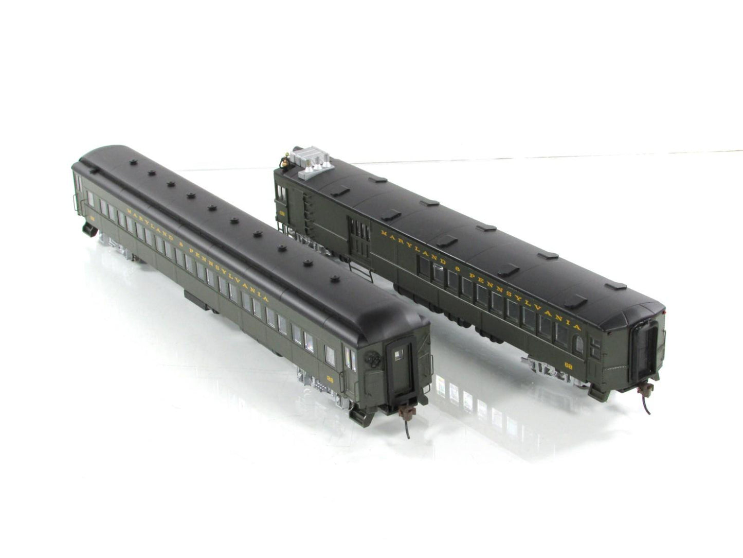 HO Scale **MARYLAND & PENNSYLVANIA** Doodlebug & Coach -- Bachmann 81424, w/ DCC