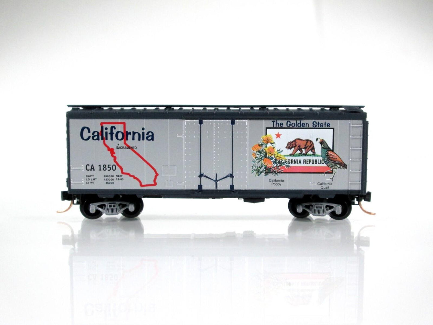 N Scale ***CALIFORNIA*** Golden State 40' Box Car, CA 1850 -- Micro Trains 21330