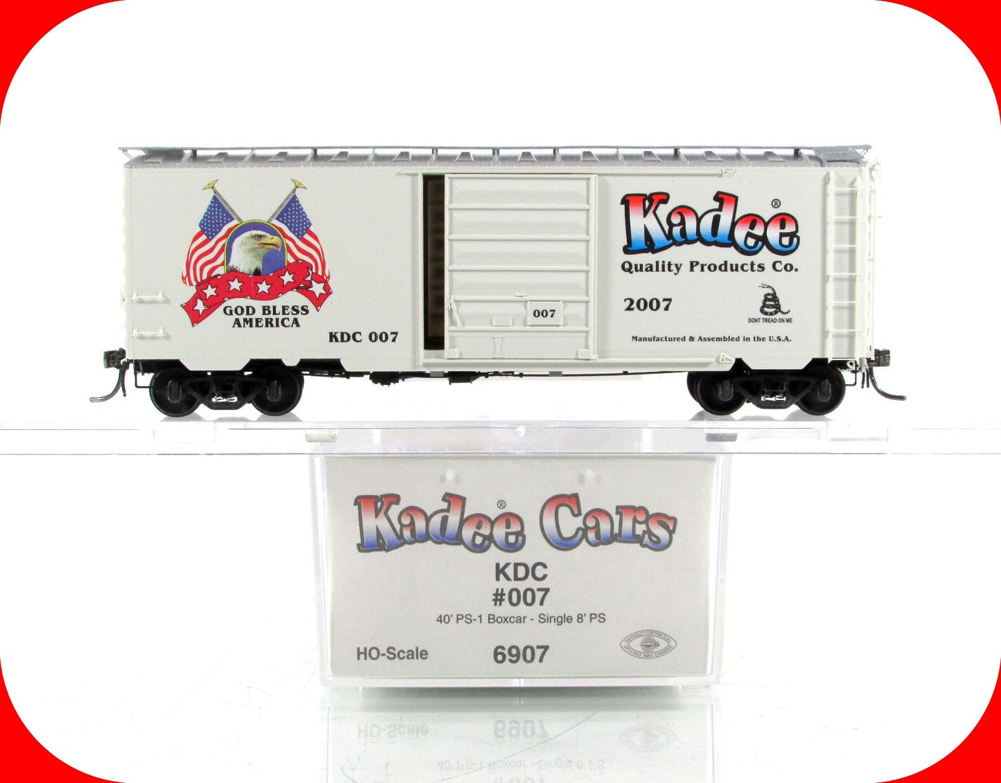 HO Scale ***GOD BLESS AMERICA*** 40' Box Car #007 --- Kadee Special Limited 6907