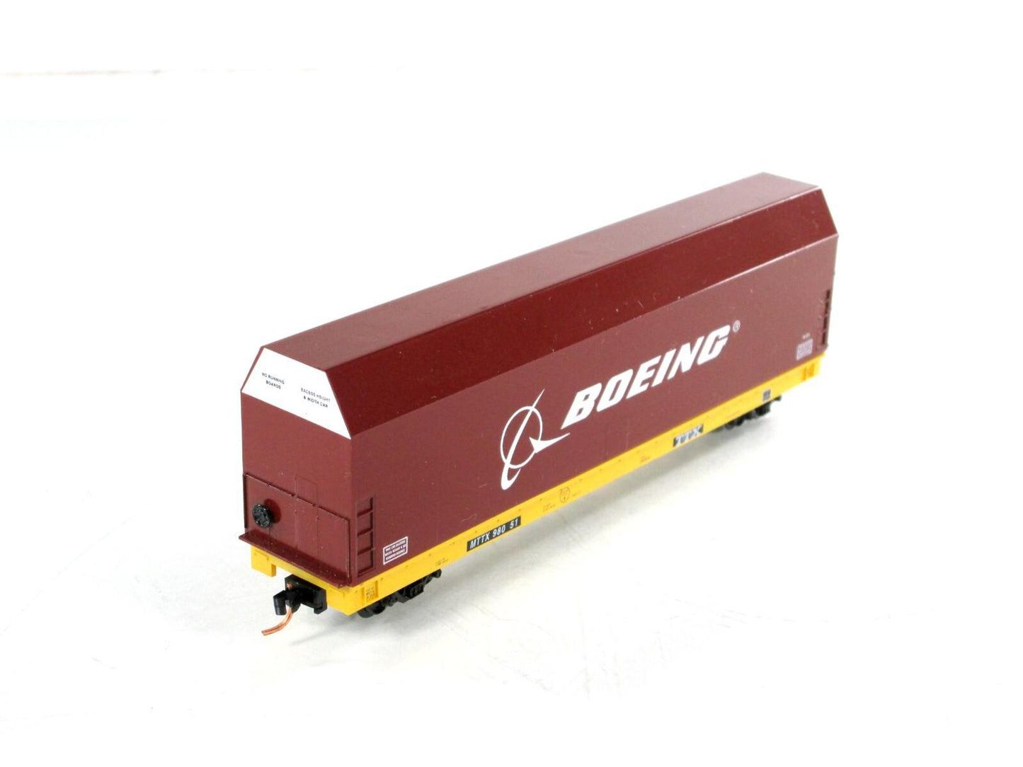 N Scale ***BOEING SKYBOX*** on Flat Car, TTX  98051 - Hubert's / LBF,  MTL Cplrs