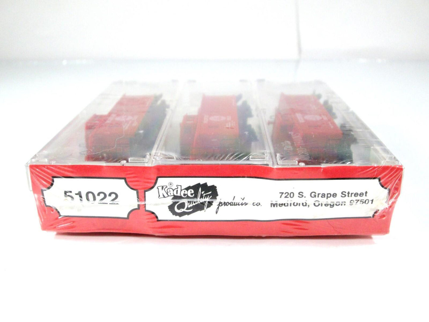 N Scale ***SEABOARD*** 34' Wood Caboose 3-Pack - Kadee Micro Trains 51022 **RARE