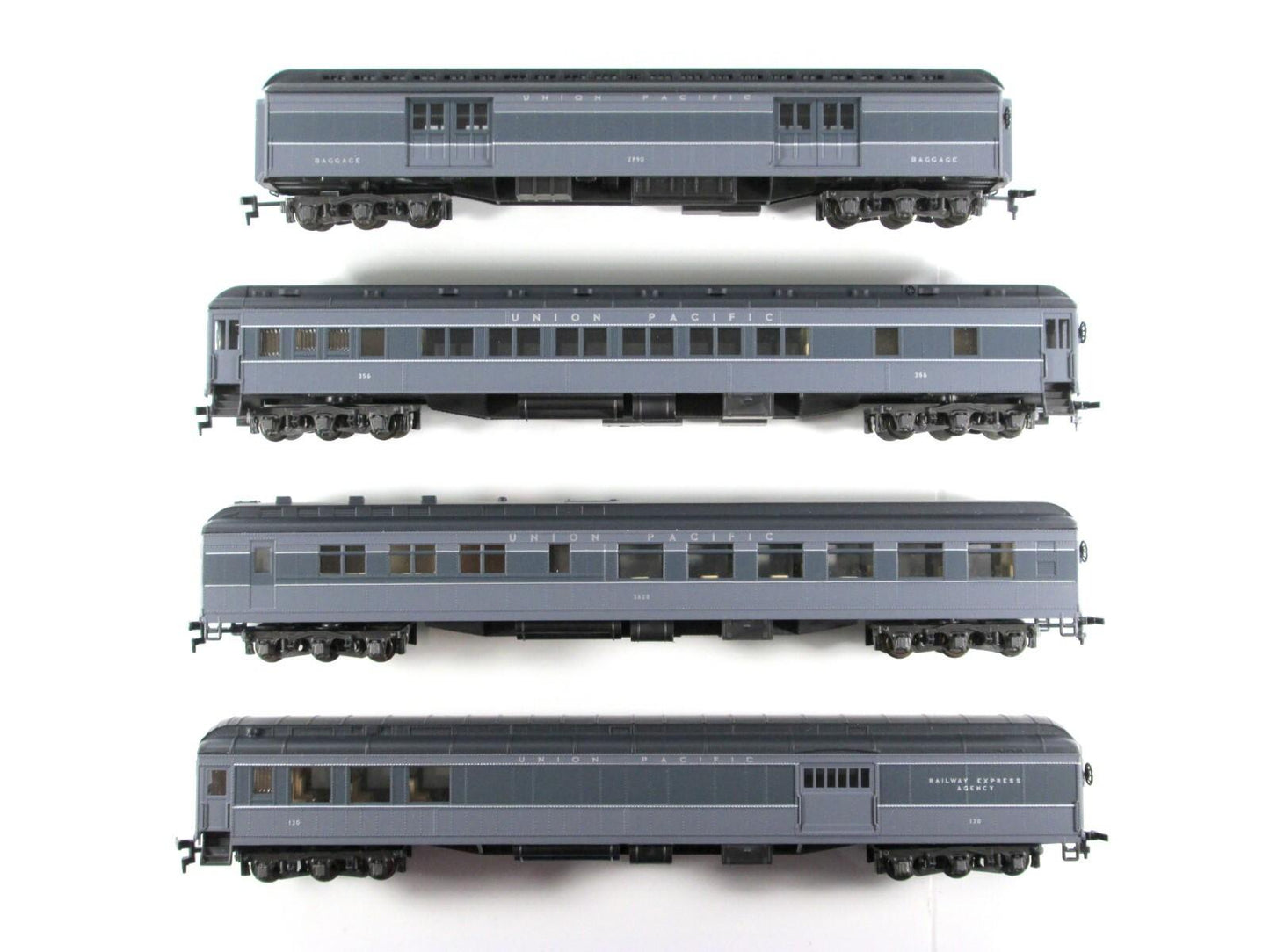 HO Scale *UNION PACIFIC GRAY* 1920s Heavyweight Passenger Set A - Rivarossi 6922