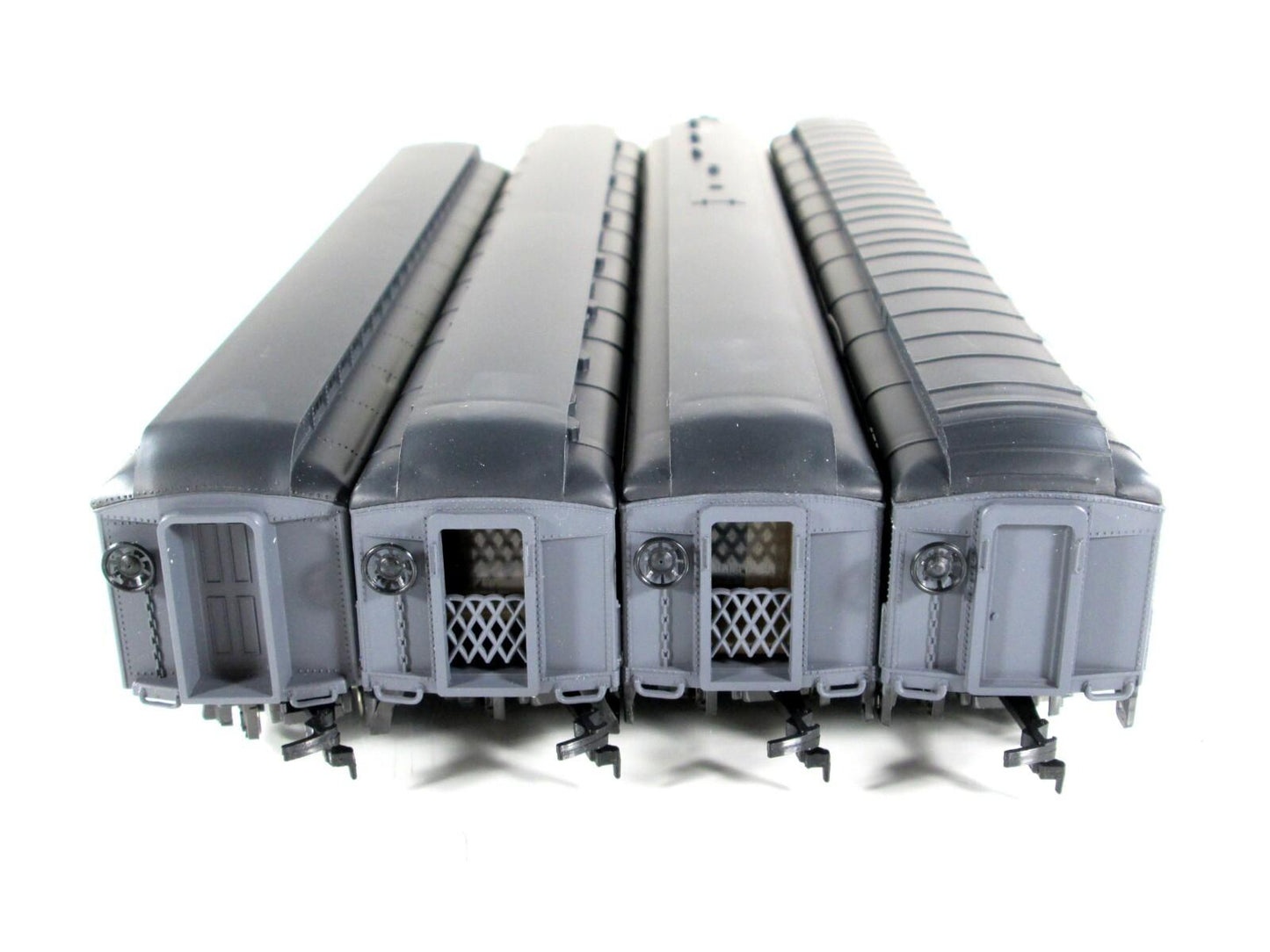 HO Scale *UNION PACIFIC GRAY* 1920s Heavyweight Passenger Set A - Rivarossi 6922