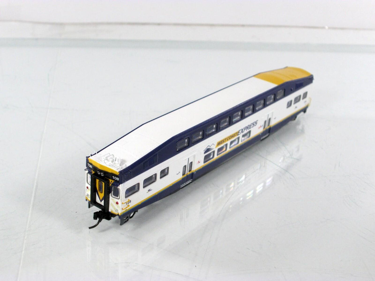 N Scale ***WEST COAST EXPRESS*** Bombardier Control Car #108 ----- Athearn 10164