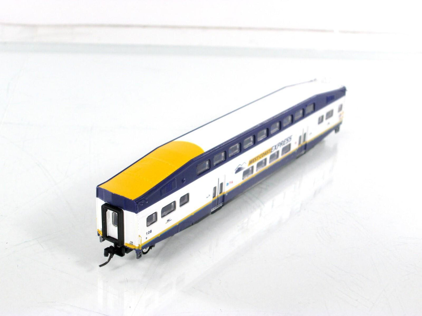 N Scale ***WEST COAST EXPRESS*** Bombardier Control Car #108 ----- Athearn 10164