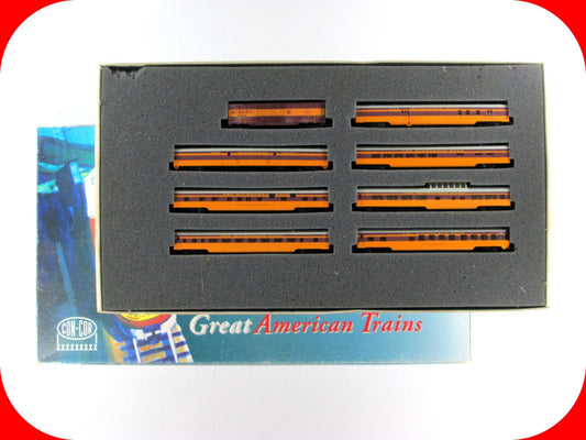N Scale ***MILWAUKEE HIAWATHA** Box Car & 7-Passenger Car Set 1 --Con-Cor 041011