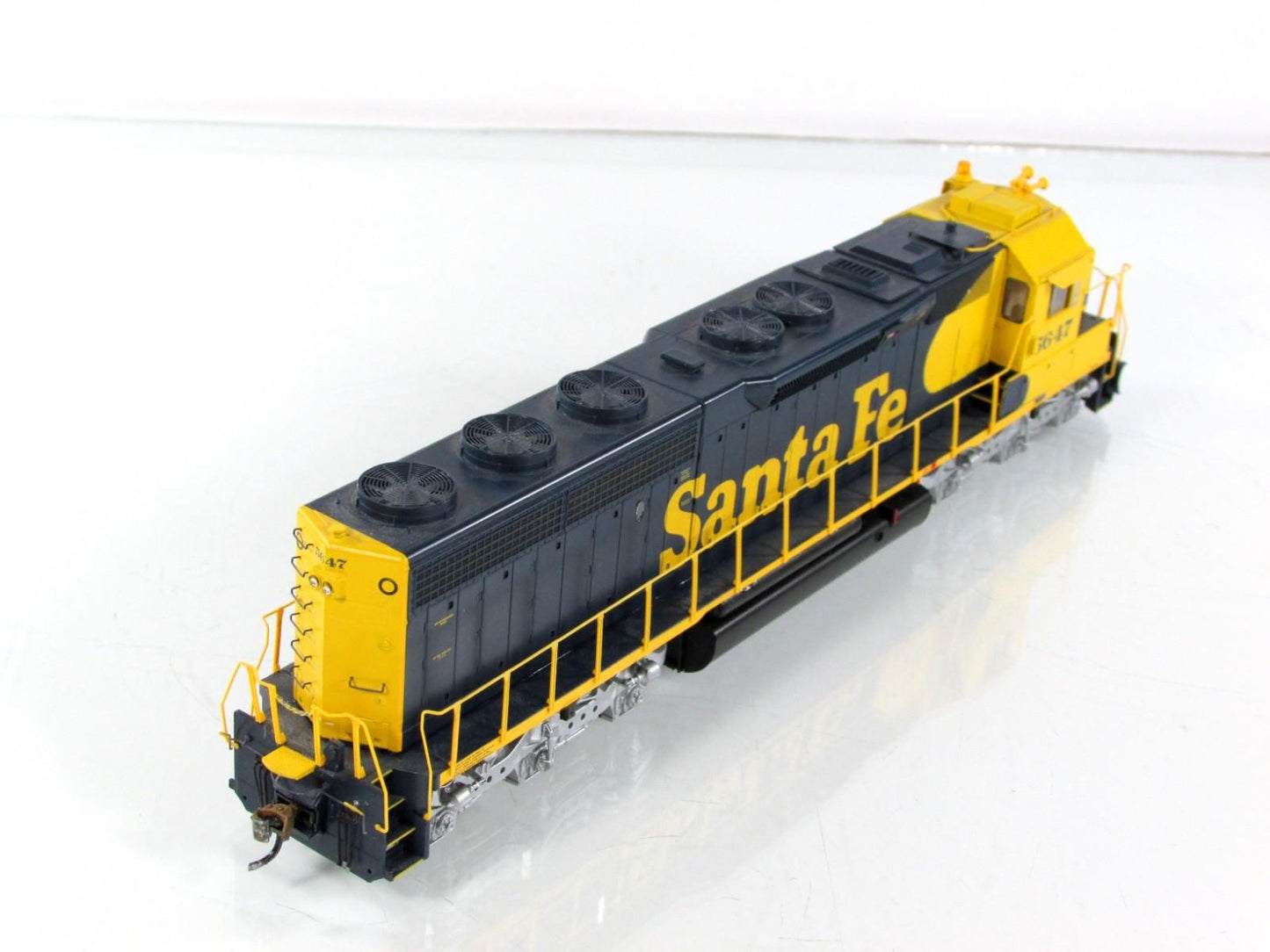 HO Scale ***SANTA FE*** SD45-2 Diesel #5647 -- Athearn G67114, DCC Tsunami Sound