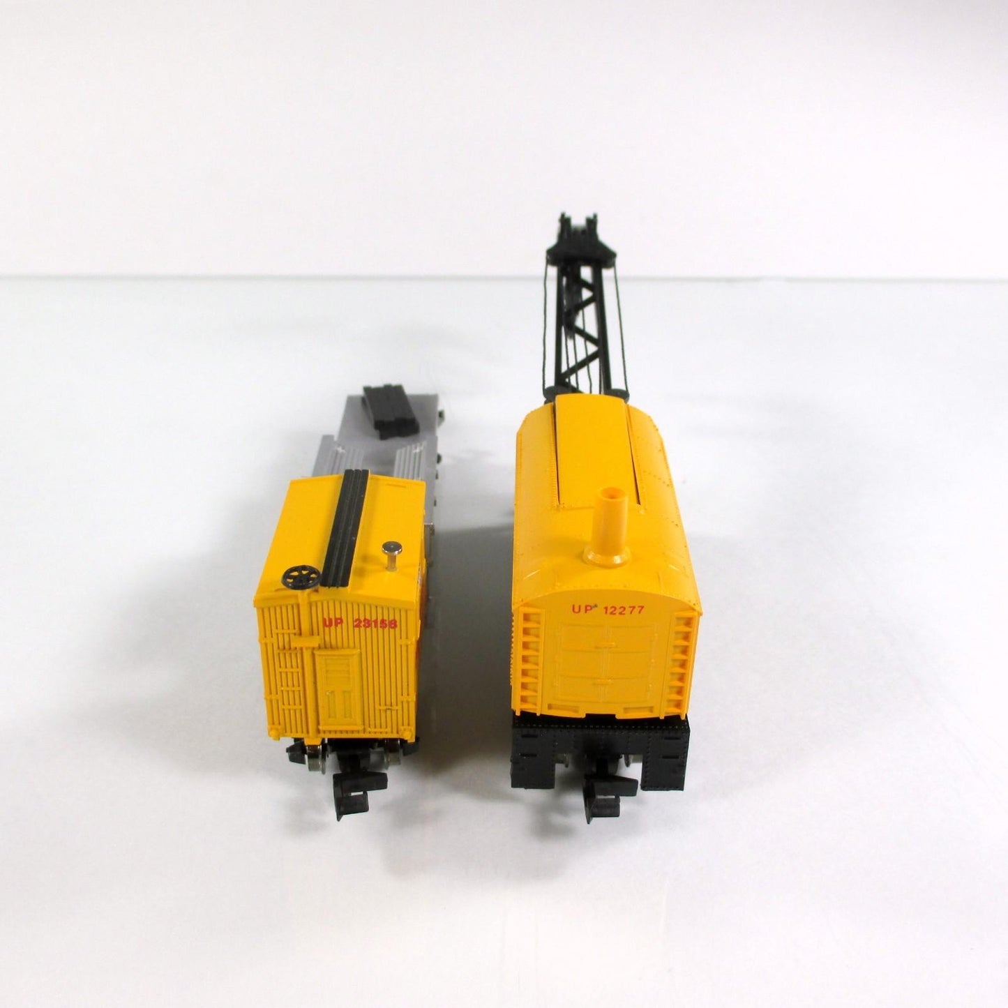N Scale **UNION PACIFIC*** MOW Boom Crane #12277, Tender #23158 - Bachmann 46611