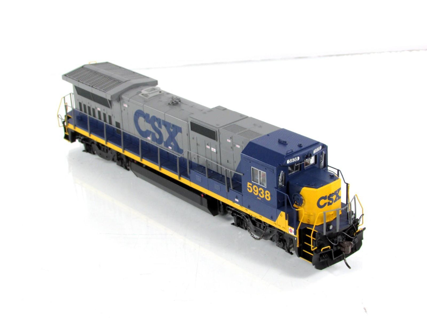 HO Scale ***CSX** Dash 8-40B Locomotive #5938 - Atlas Master 10004314, DCC Sound