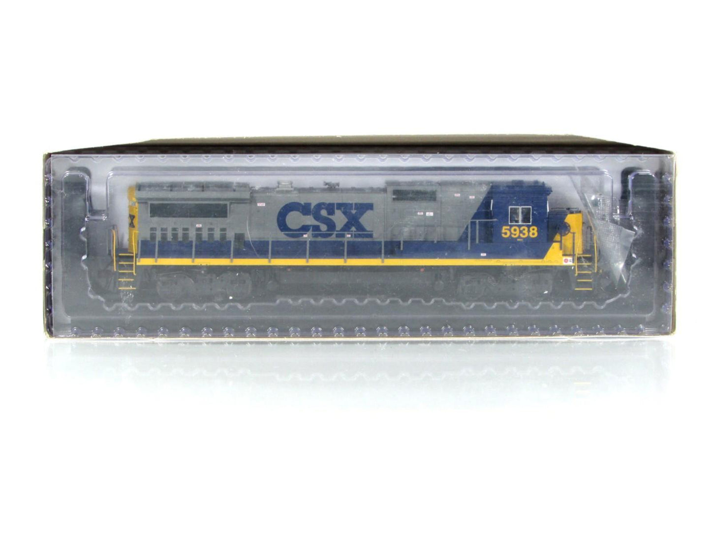 HO Scale ***CSX** Dash 8-40B Locomotive #5938 - Atlas Master 10004314, DCC Sound