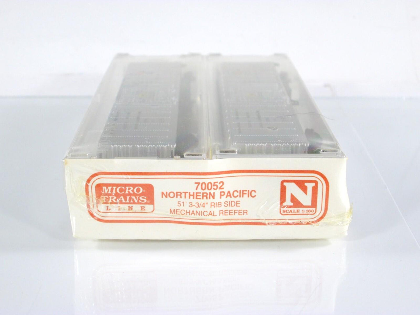 N Scale *Northern Pacific* Reefer 2-Pack Set - NPM 551, 632 - Micro Trains 70052