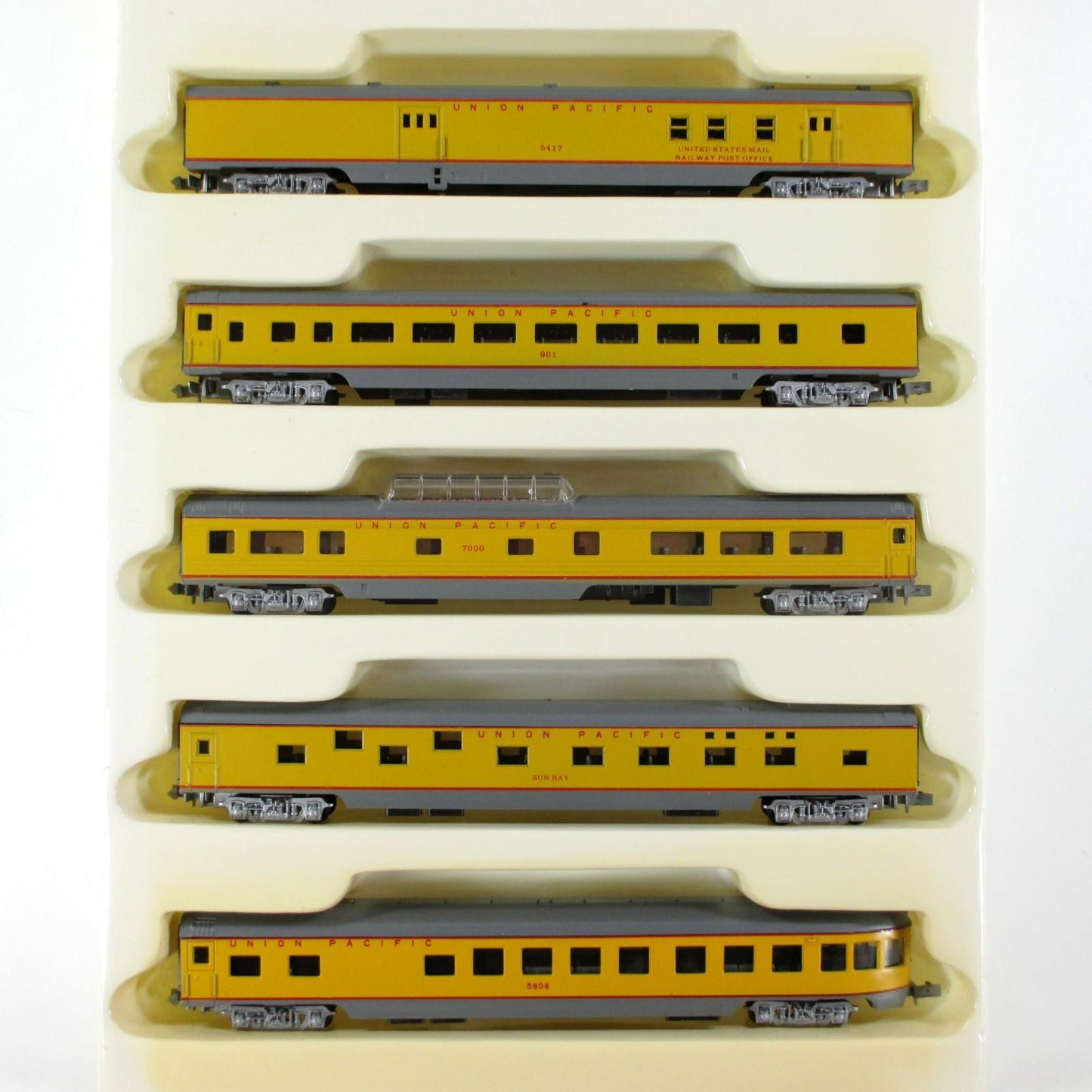 N Scale ***UNION PACIFIC*** LightWeight Passenger 5-Car Set ----- Con-Cor 004004