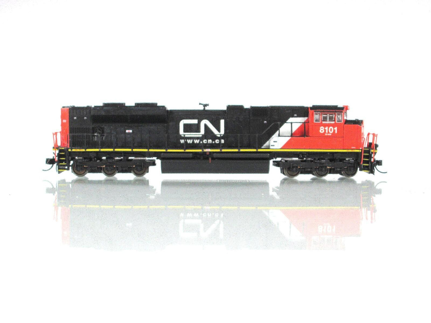 N Scale ***CANADIAN NATIONAL*** SD70ACe #8101 - Broadway 6294, DCC Paragon Sound