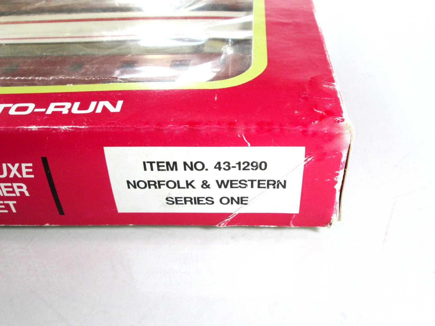 HO Scale Norfolk & Western *POWHATAN ARROW* Passenger Car Set - Bachmann 43-1290