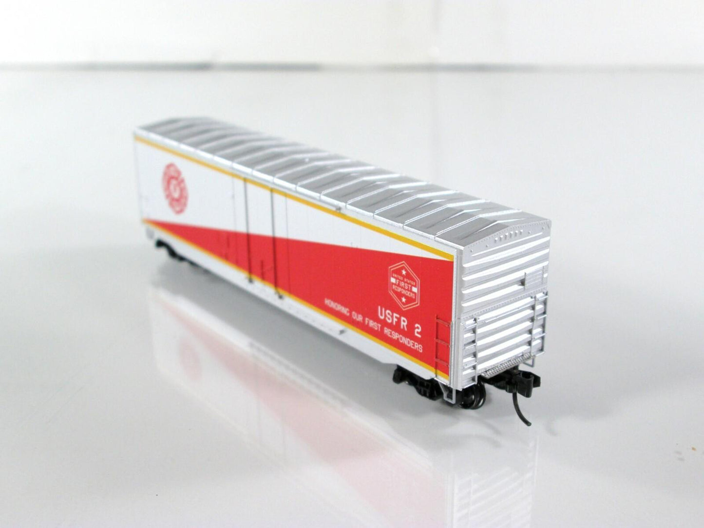 N Scale ***FIRST RESPONDERS - Fire Fighters** Tribute Car - Micro Trains Special