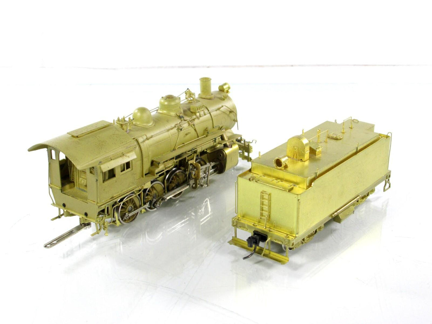 HO Scale Brass **SANTA FE**  2-8-0  1950 Class Steam Locomotive - Sunset Models