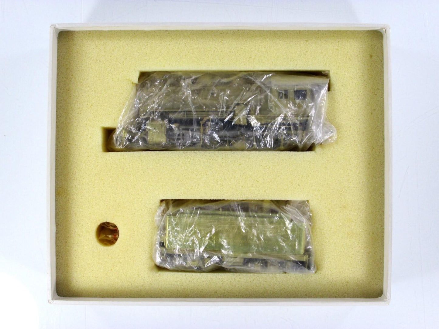 HO Scale Brass **SANTA FE**  2-8-0  1950 Class Steam Locomotive - Sunset Models