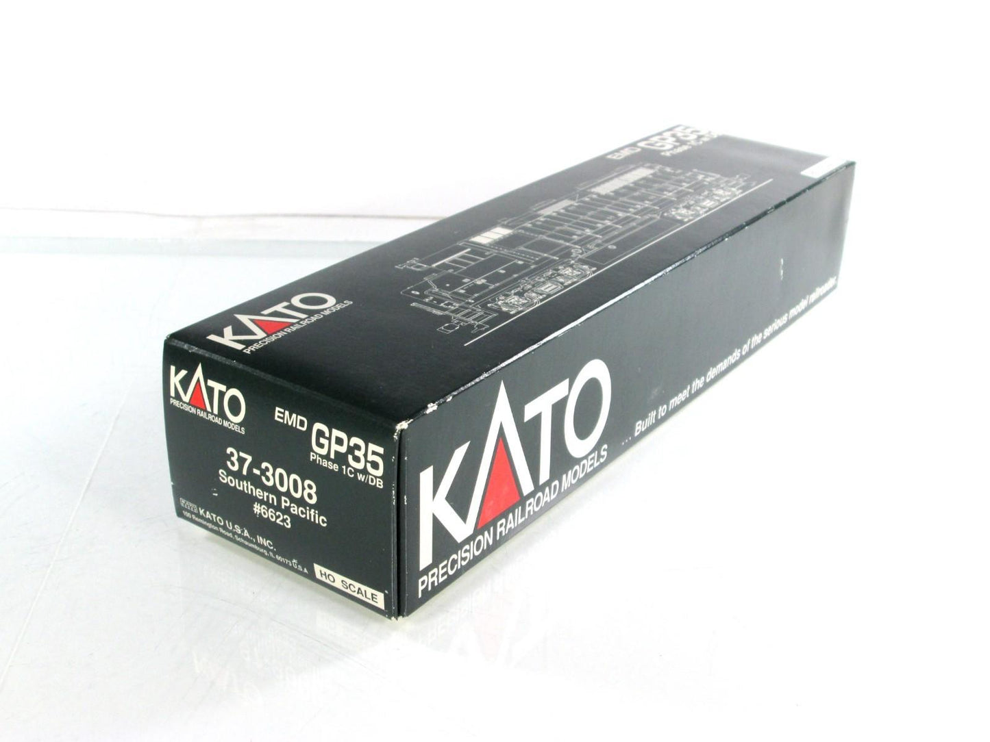 HO Scale ***SOUTHERN PACIFIC*** GP35 Phase 1, SP 6623 -- Kato 37-3008, DCC Ready
