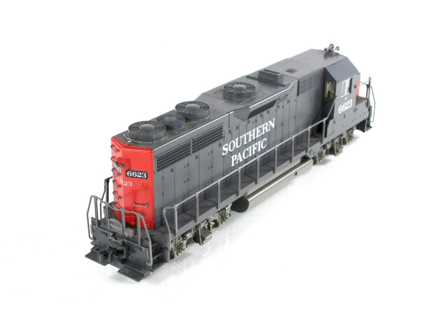HO Scale ***SOUTHERN PACIFIC*** GP35 Phase 1, SP 6623 -- Kato 37-3008, DCC Ready