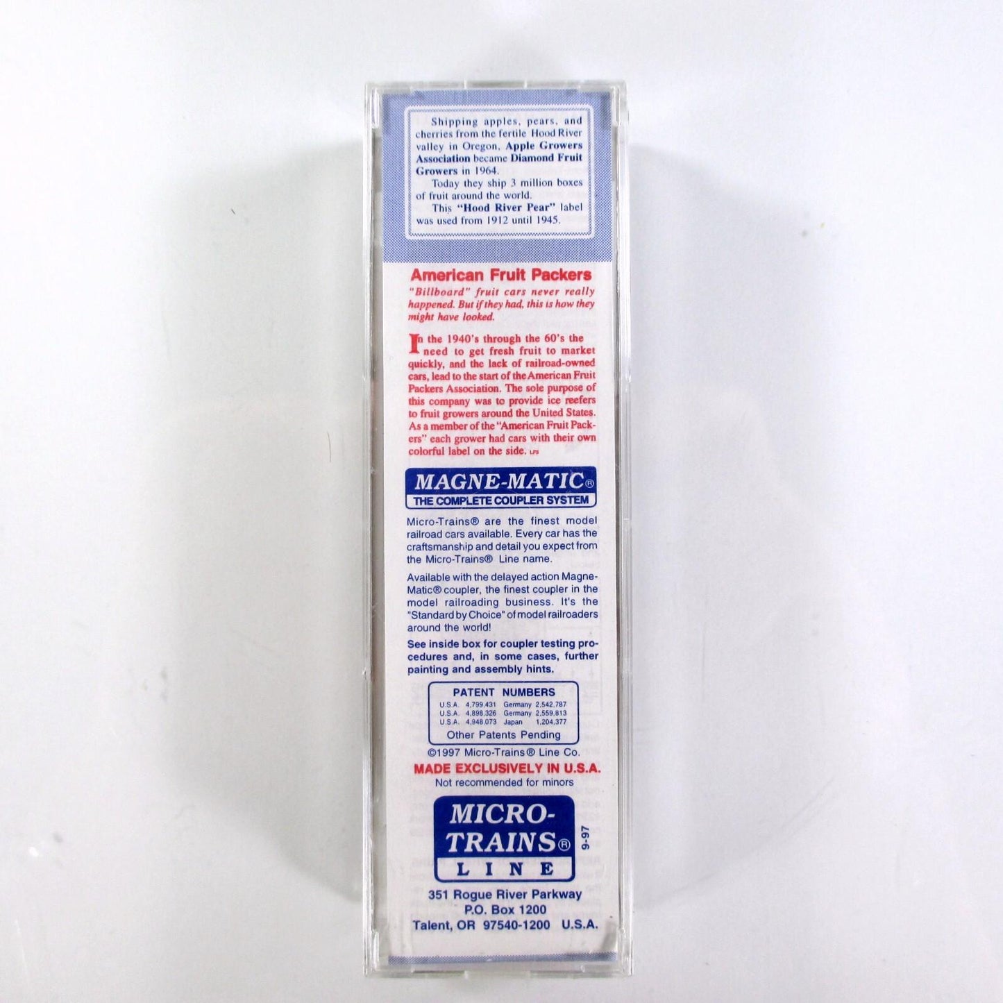 N Scale **HOOD RIVER PEARS** Reefer #02, AFPX #11478 -Micro Trains, Lowell Smith