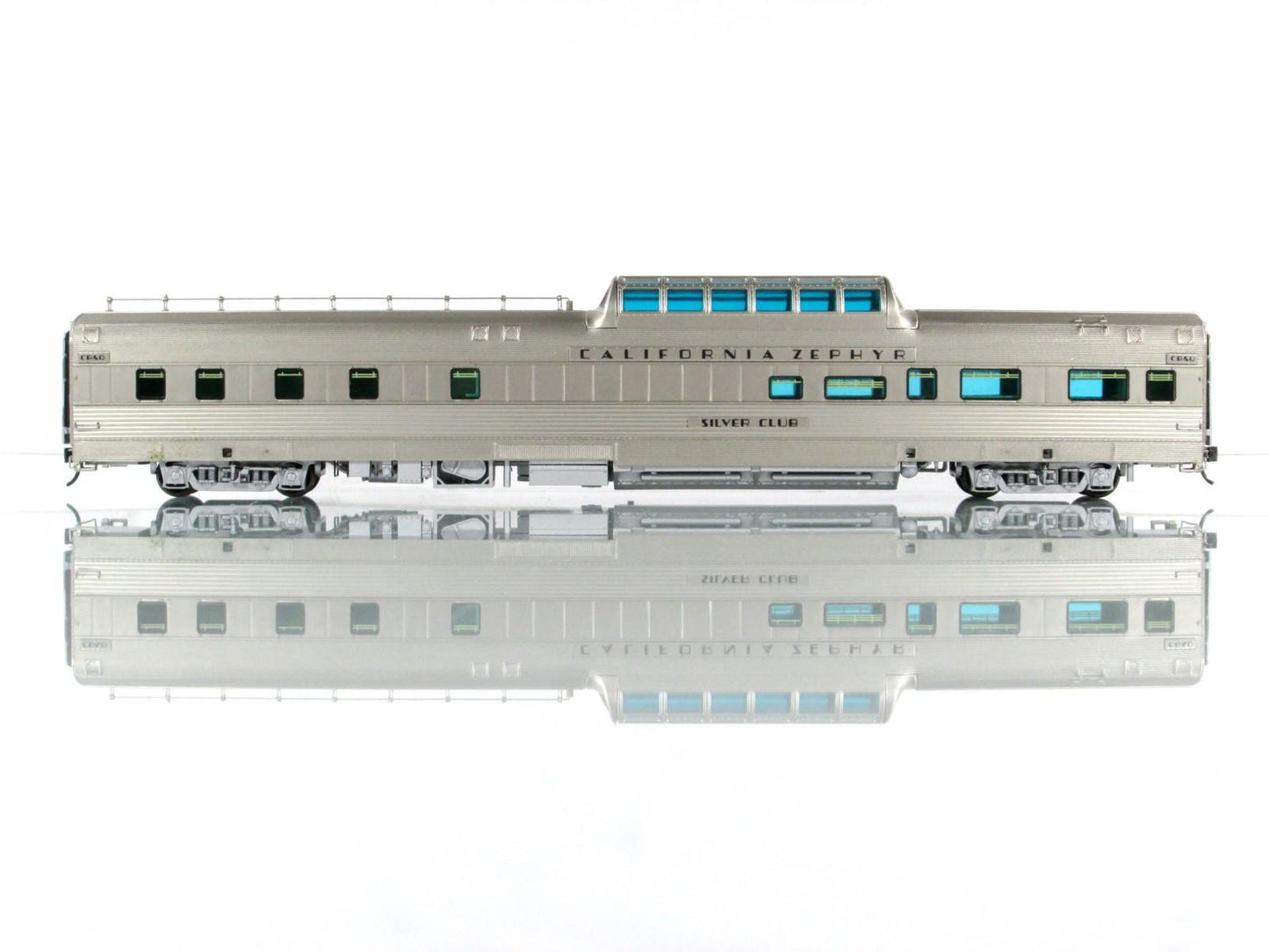 HO Scale ***CB&Q CA ZEPHYR*** SILVER CLUB Vista Dome 250 - Broadway 505, Lighted