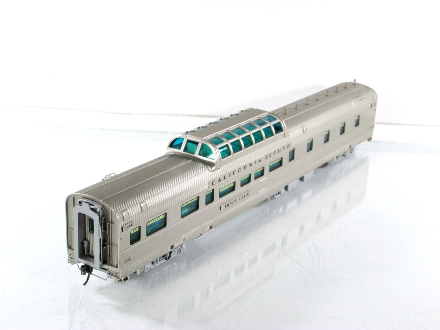 HO Scale ***CB&Q CA ZEPHYR*** SILVER CLUB Vista Dome 250 - Broadway 505, Lighted