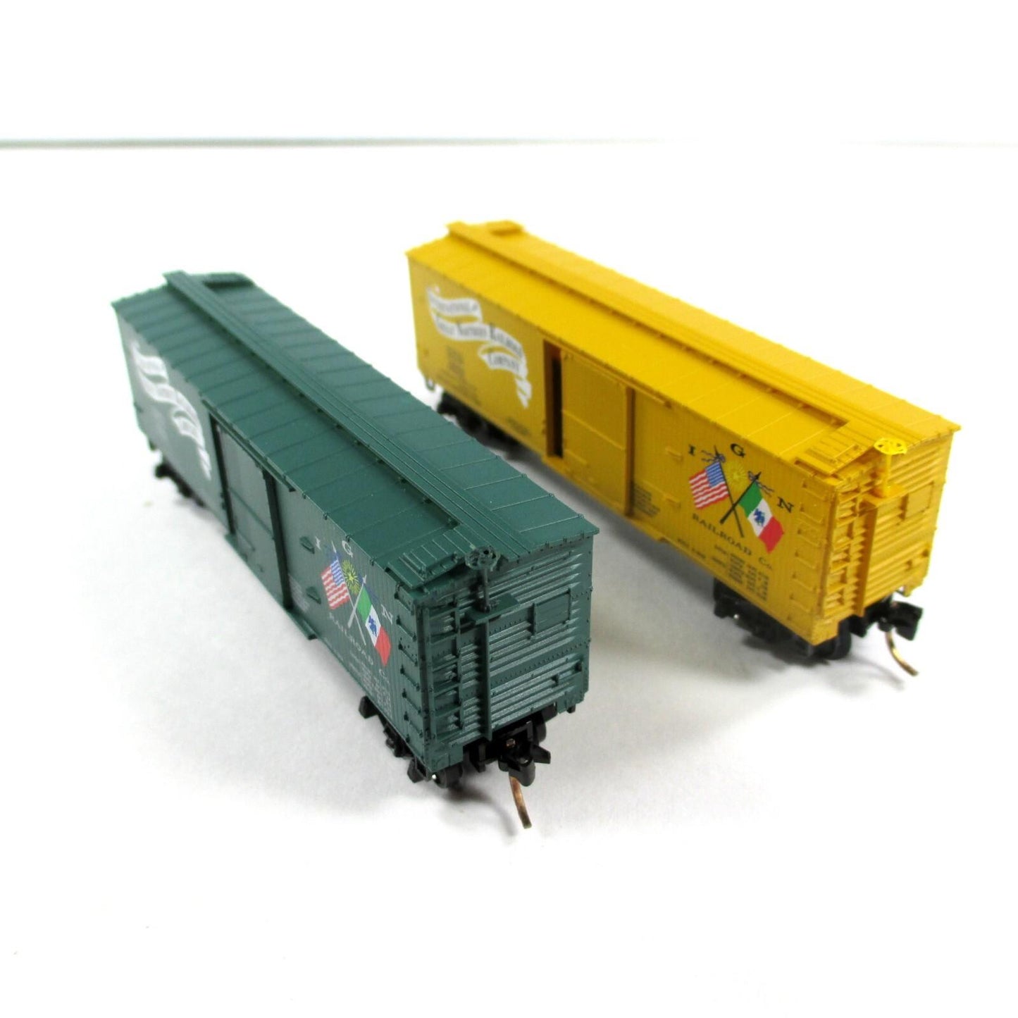 N Scale **INTERNATIONAL & GREAT NORTHERN** Box Car 2-Pack -Micro Trains Spec Run