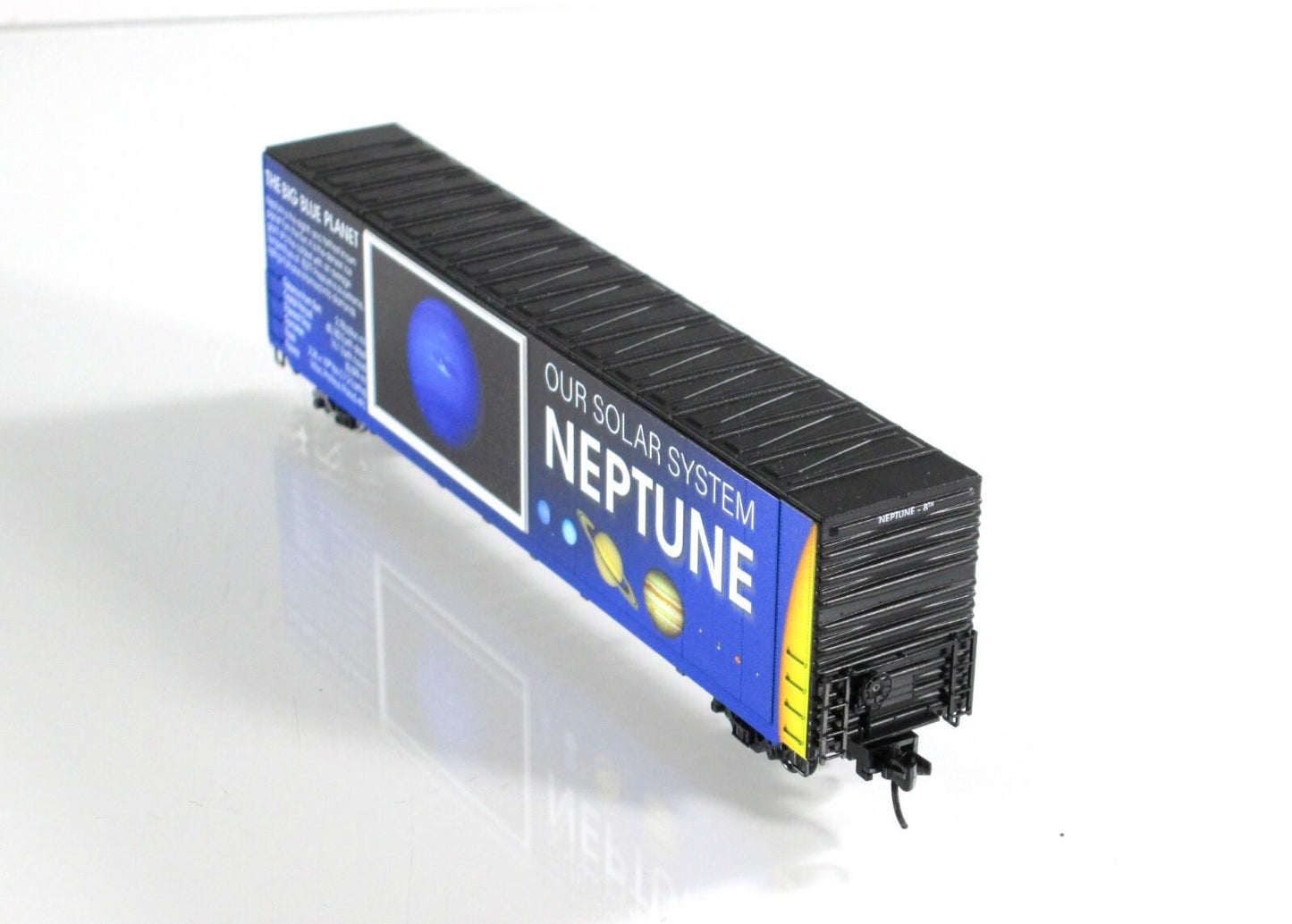 N Scale *NEPTUNE* Solar System Planet Series 60' Box Car - Micro Trains 10202838