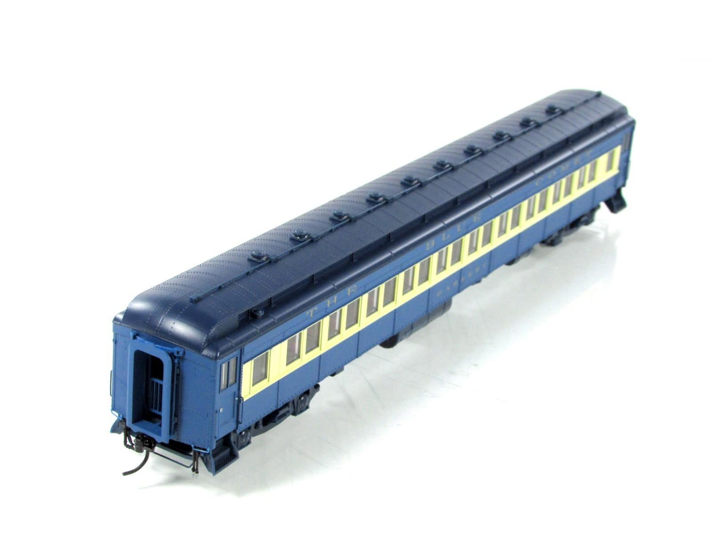 HO Scale ***CNJ BLUE COMET*** 80' Coach *D'ARREST* ----- Broadway 6437, Lighted