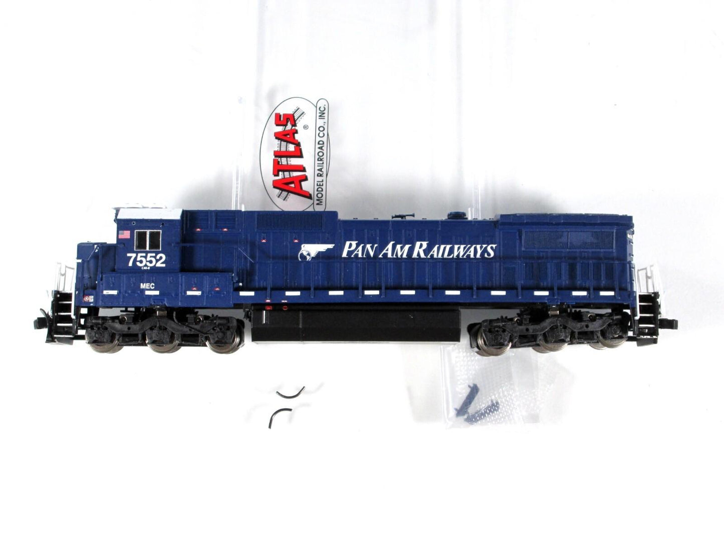 N Scale ***PAN AM*** DASH 8-40C Locomotive, MEC #7552 - Atlas 40004191, with DCC