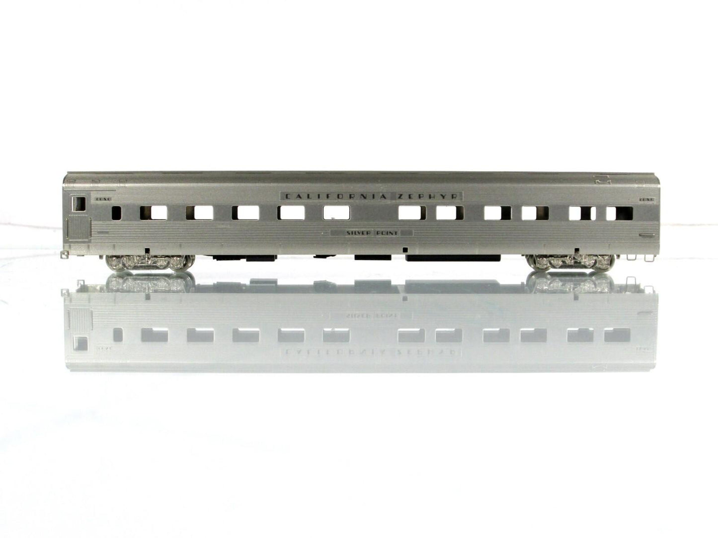 N Scale BRASS ***CB&Q - CALIFORNIA ZEPHYR*** Silver Point Sleeper --Oriental 423