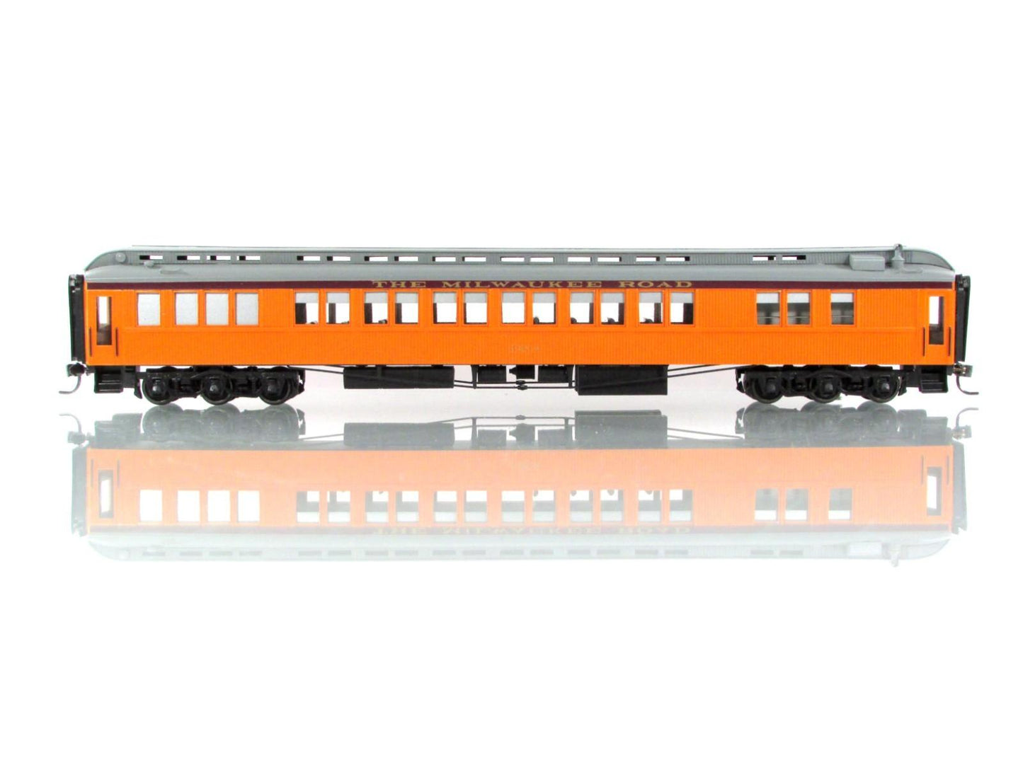 HO Scale BRASS ***MILWAUKEE HIAWATHA*** Wood Coach #4303 - by Palace, Boyd Reyes