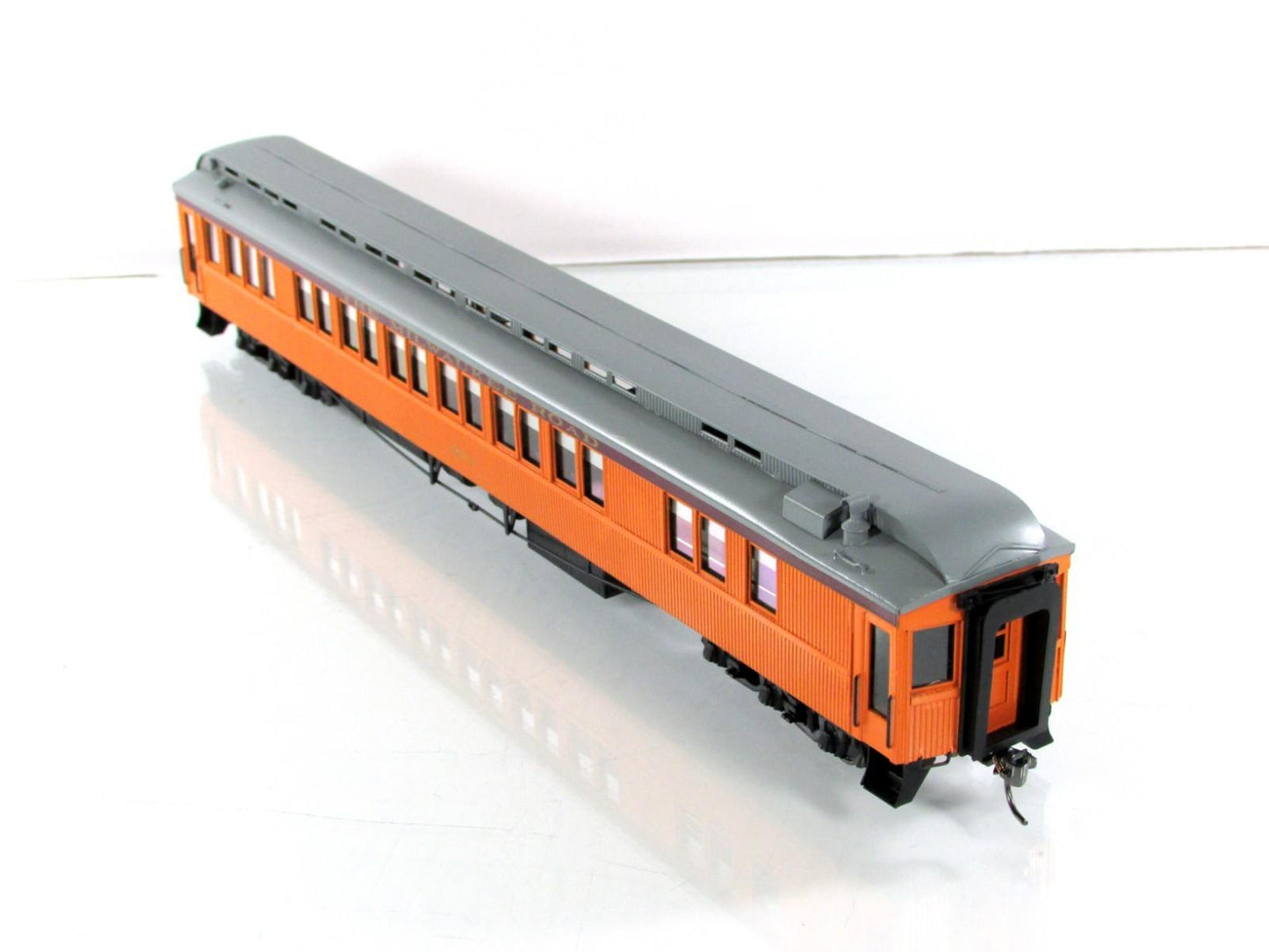 HO Scale BRASS ***MILWAUKEE HIAWATHA*** Wood Coach #4303 - by Palace, Boyd Reyes