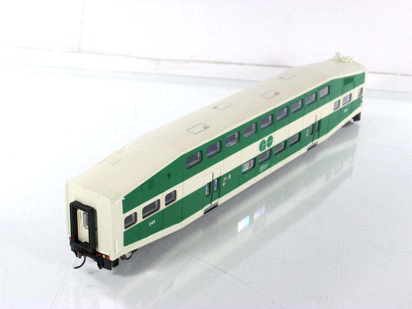 HO Scale **GO TRANSIT** Bombardier Passenger Control Car #244 - Athearn ATH25941