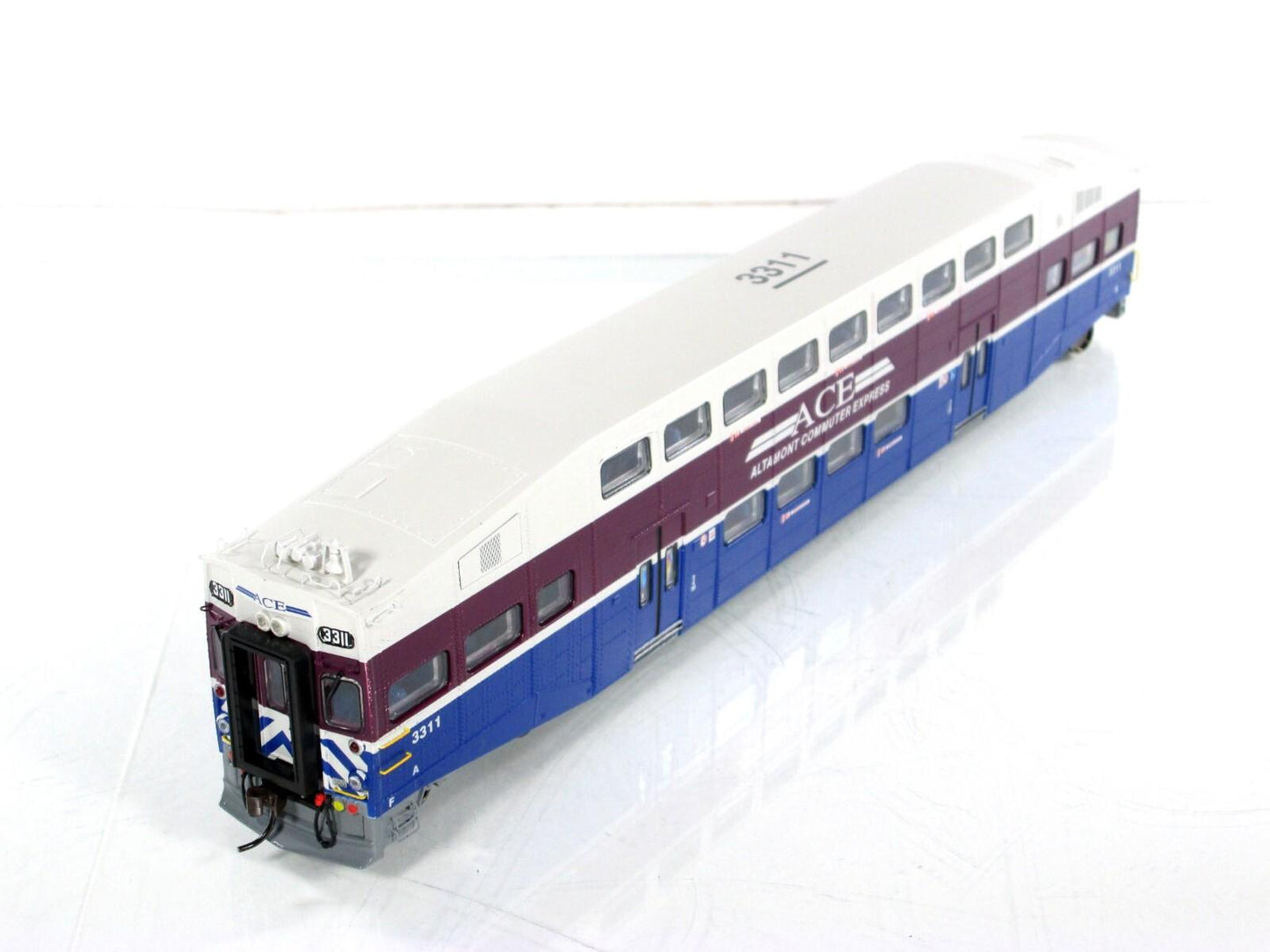 HO Scale *ALTAMONT COMMUTER EXPRESS* Bombardier Control Car #3311 -Athearn 25504