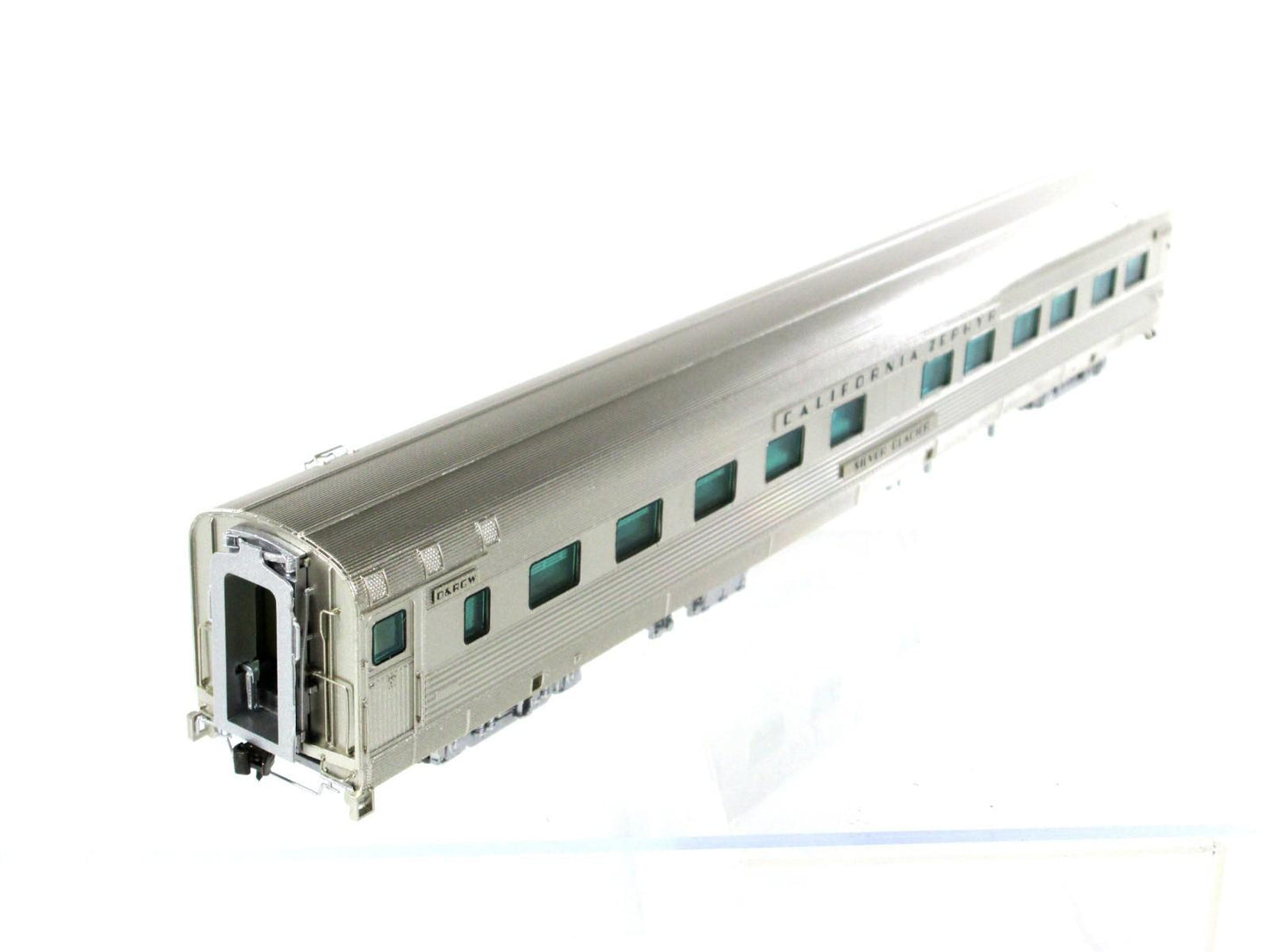 HO Scale **DRGW CA ZEPHYR** SILVER GLACIER Sleeper 1134 -Broadway 1513