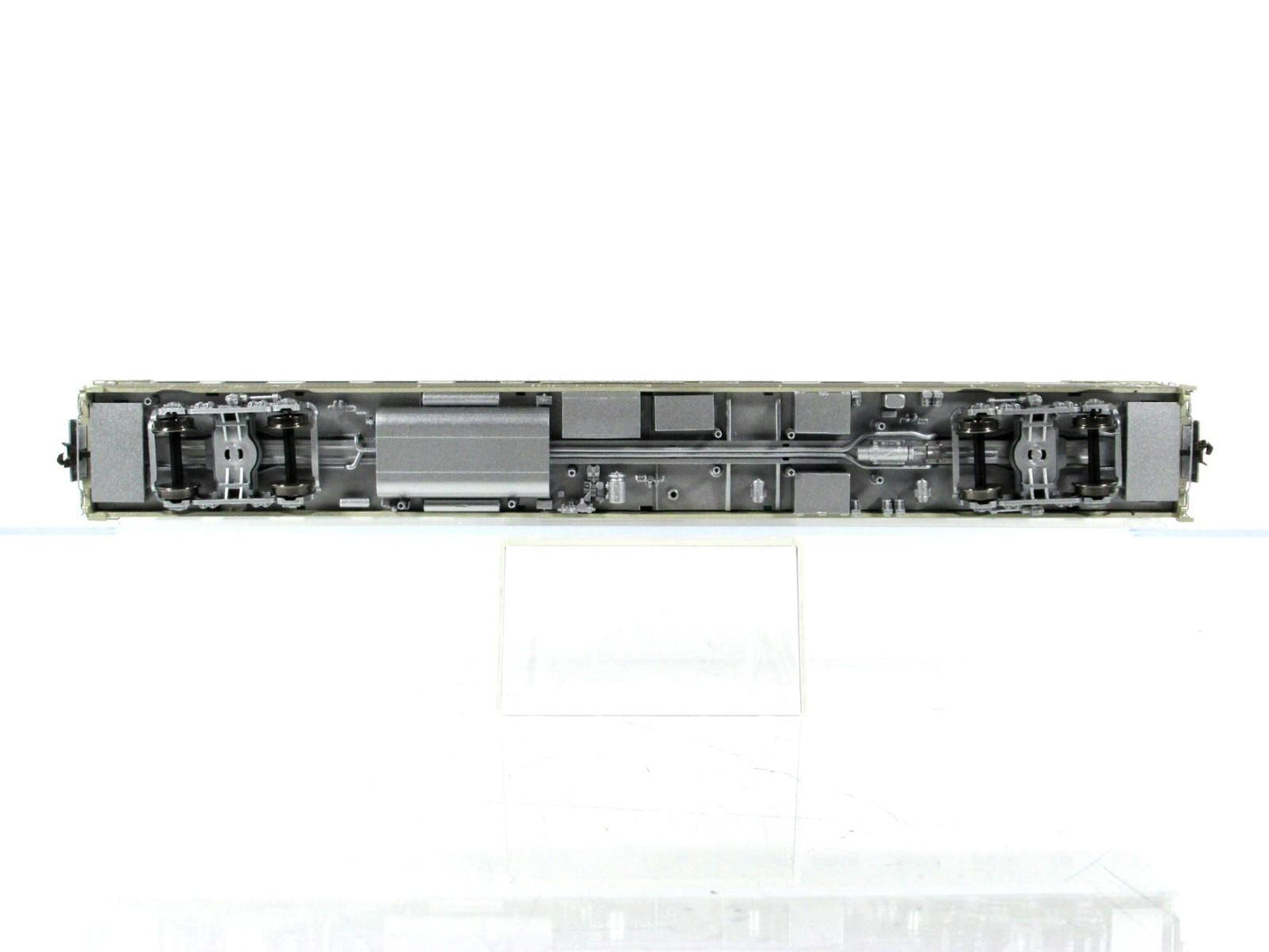HO Scale **DRGW CA ZEPHYR** SILVER GLACIER Sleeper 1134 -Broadway 1513