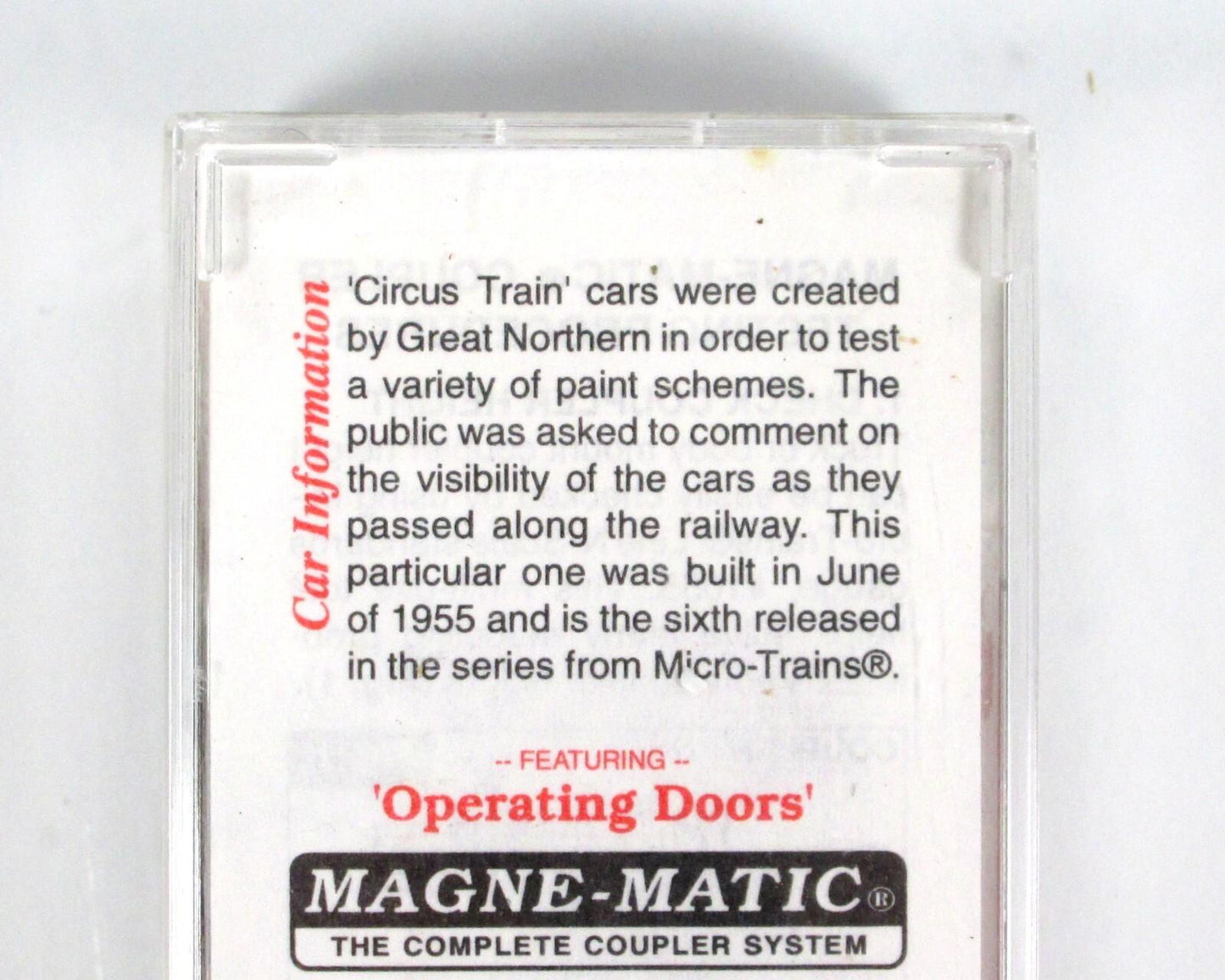 N Scale ***GREAT NORTHERN*** CIRCUS 40' Box Car, GN 3484 ---- Micro Trains 23210