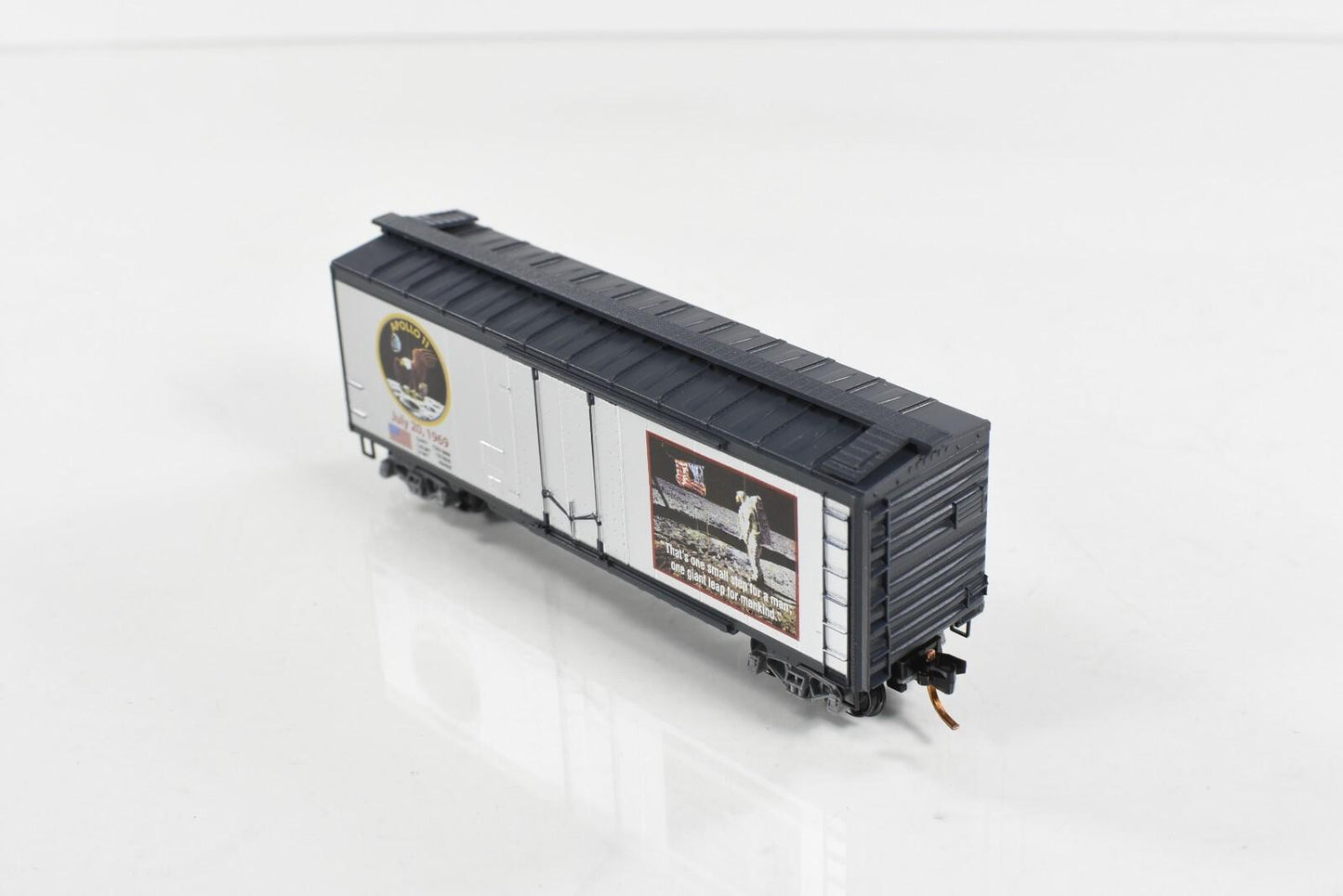 N Scale NASA ***APOLLO 11 MOON LANDING BOX CAR*** Micro Trains NSE 11-02 ***RARE
