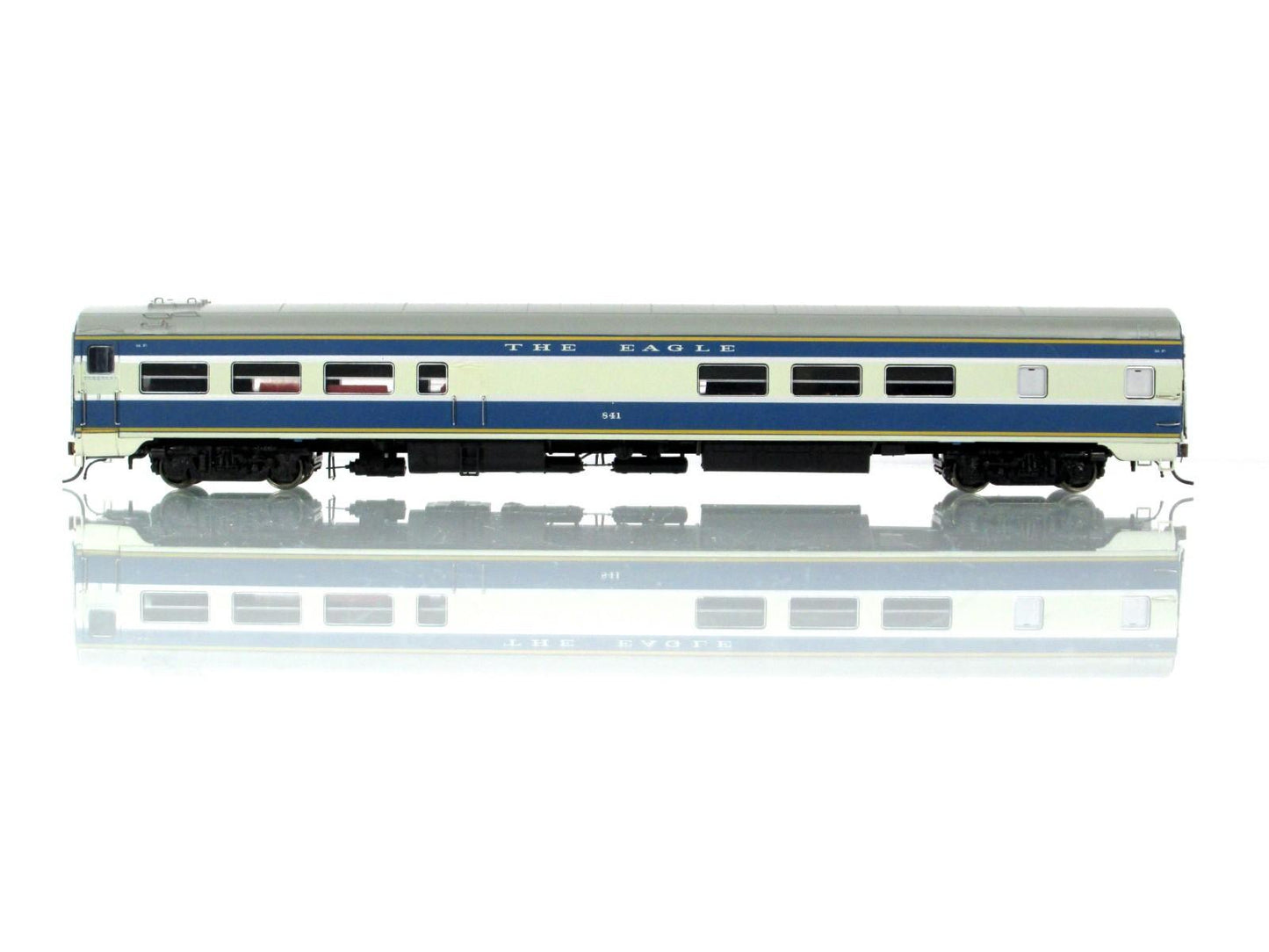 HO Scale **MISSOURI PACIFIC EAGLE* Cafe-Bar-Lounge #841 - Rapido 103063, Lighted