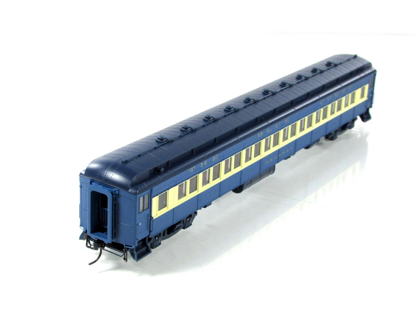 HO Scale **CNJ BLUE COMET** 80' Coach *BRORSEN* #1177 -- Broadway 6439, Lighted