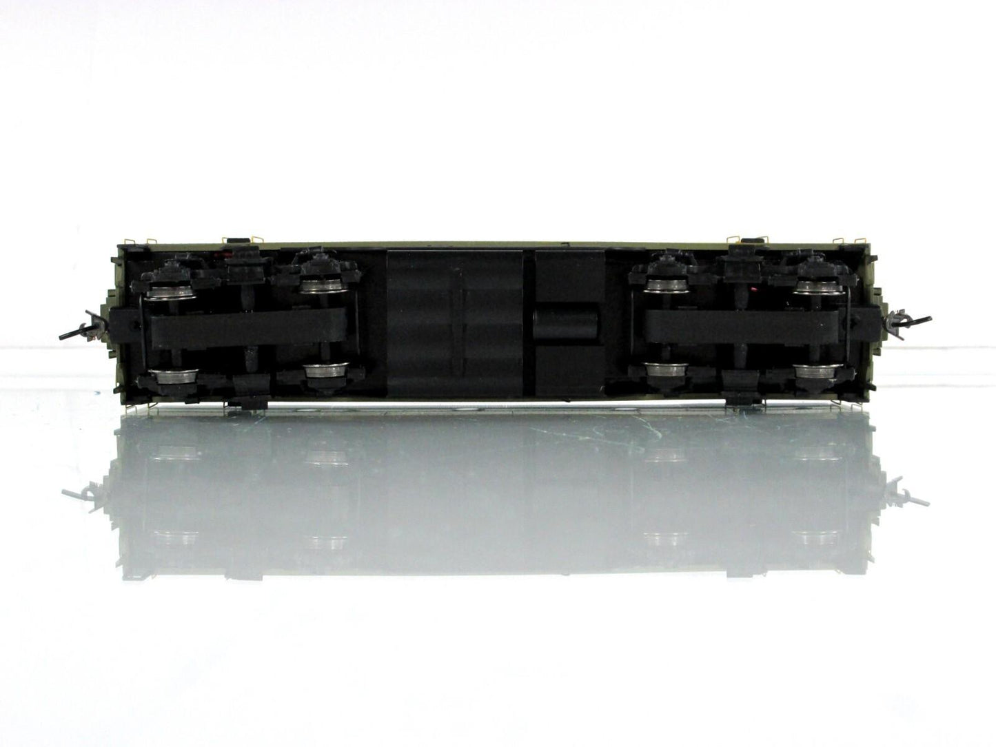HO Scale ***CANADIAN NATIONAL*** F9B #6616 - Intermountain 49587-06, DCC Ready