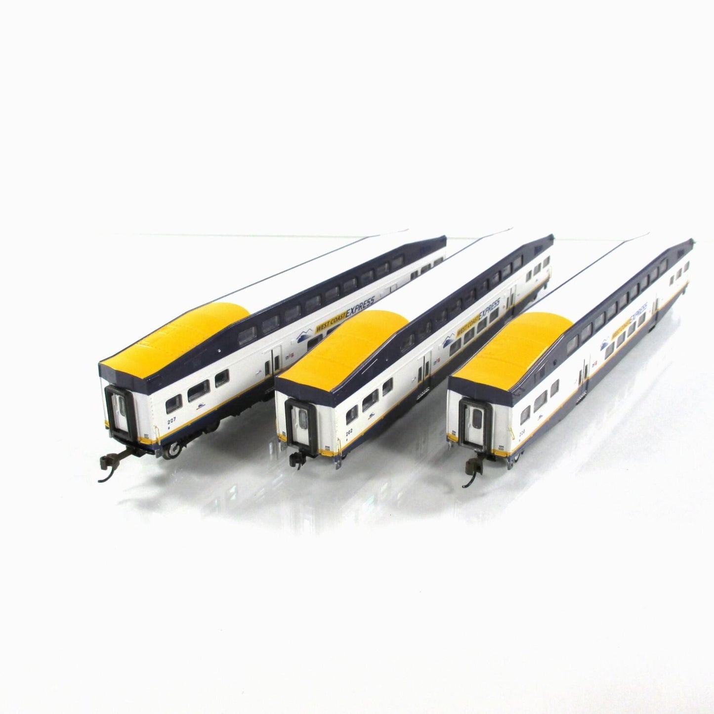 N Scale **WEST COAST EX** Bombardier Coaches 202, 207, 220 - Athearn 24442 *RARE