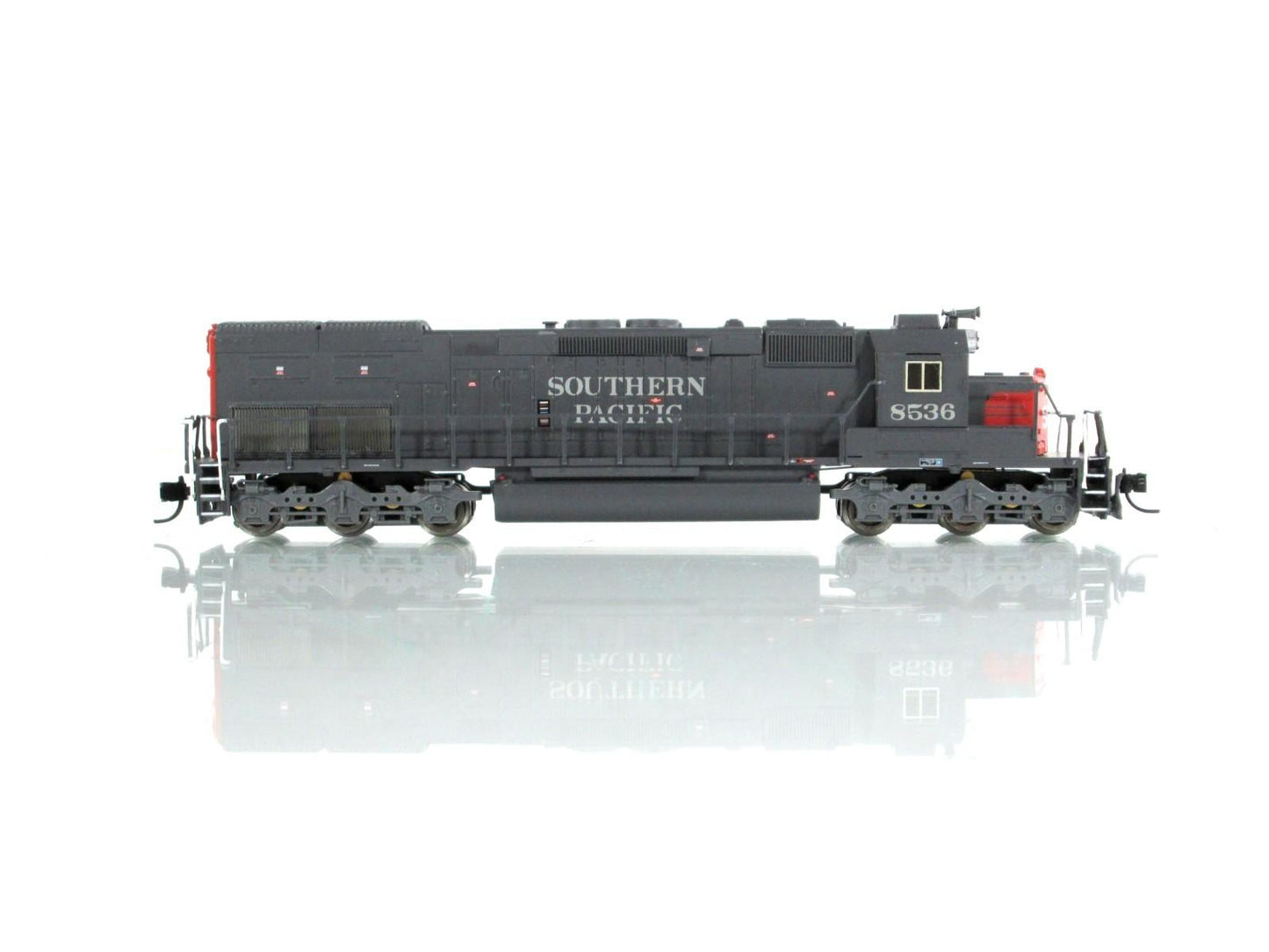 N Scale **SOUTHERN PACIFIC** SD40T-2 #8536 -- Intermountain 69402-06 **DCC Ready